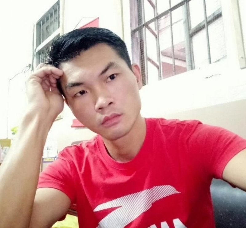 英俊的台灯的第一张照片--石狮相亲网