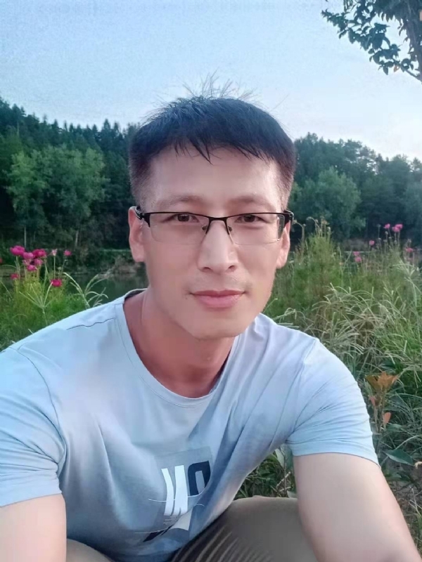 零零柒的第一张照片--石狮相亲网