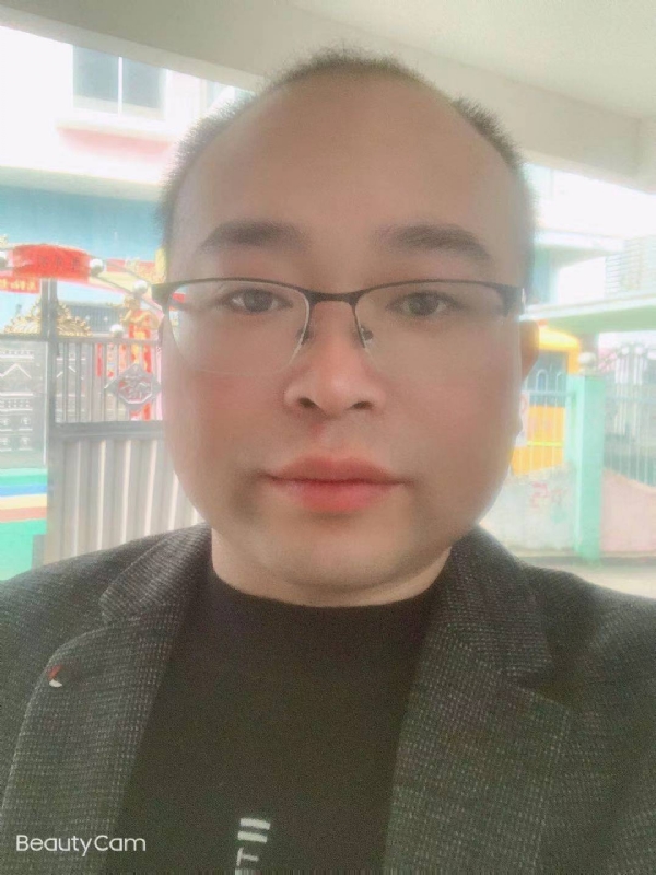 海阔凭鱼跃的第一张照片--石狮相亲网