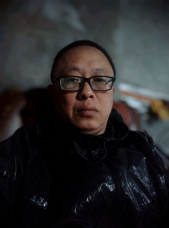 不要激动的第三张照片--石狮相亲网
