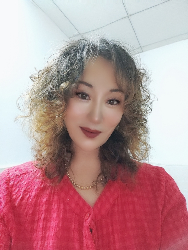 燕子的第一张照片--石狮相亲网