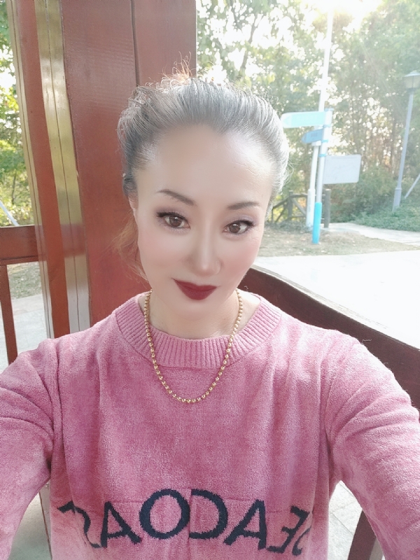 燕子的第五张照片--石狮相亲网