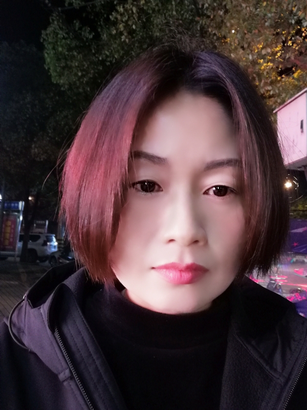 风中百合的第一张照片--石狮相亲网