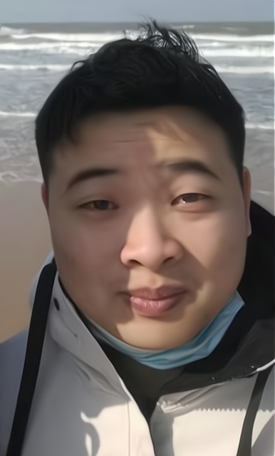 野生设计师的第一张照片--石狮相亲网
