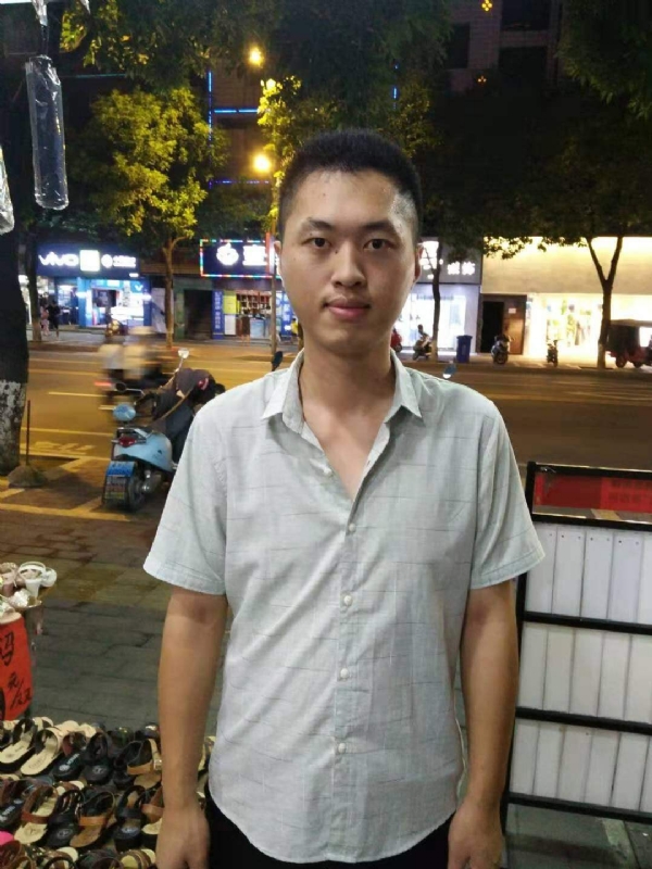 单身的雄鹰的第一张照片--石狮相亲网
