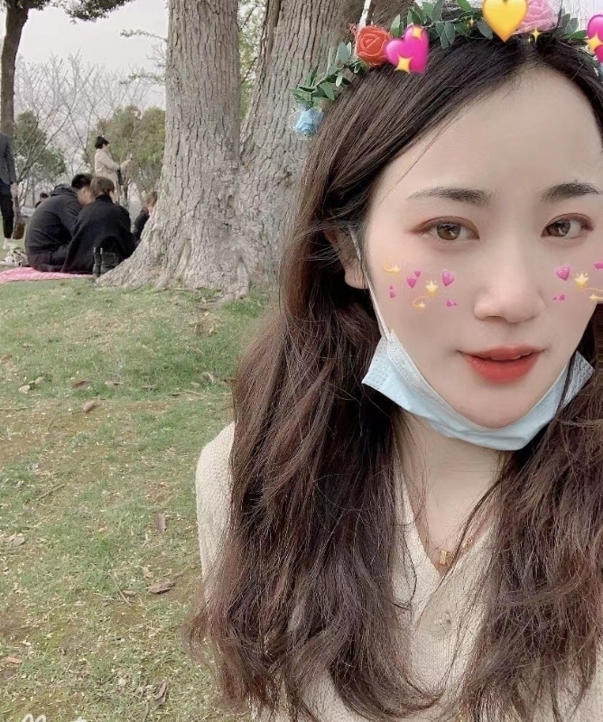 小花的第一张照片--石狮相亲网