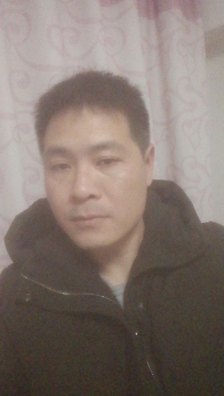 把头抬起来的第一张照片--石狮相亲网