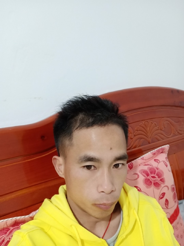 小biu崽的第一张照片--石狮相亲网