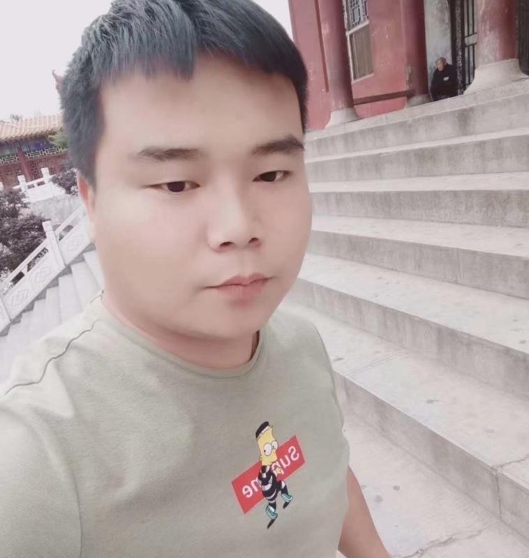 无邪的第一张照片--石狮相亲网