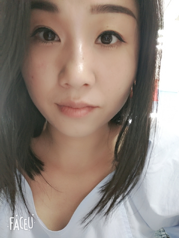 安然自若的第一张照片--石狮相亲网