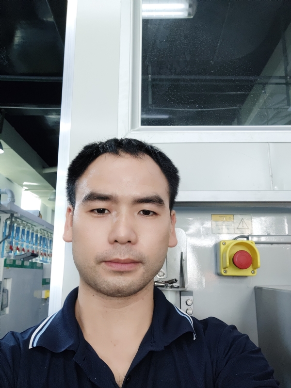 黄伟的第一张照片--石狮相亲网