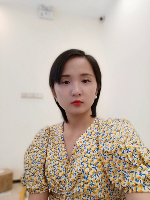不言懂的第一张照片--石狮相亲网