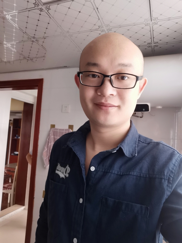 凝望远方的第一张照片--石狮相亲网