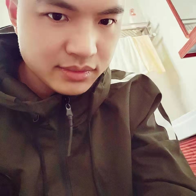 高大上的宅男的第一张照片--石狮相亲网