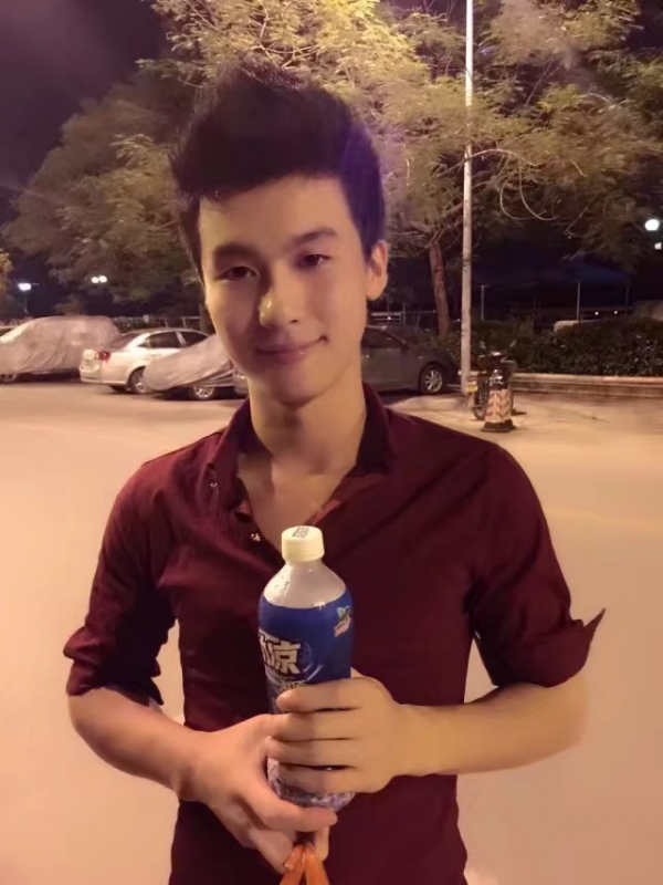 皮特王的第三张照片--石狮相亲网