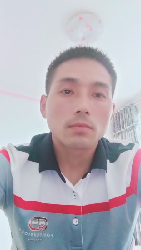 染红尘世的第一张照片--石狮相亲网