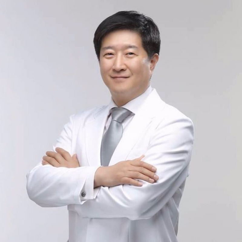 王伟的第一张照片--石狮相亲网