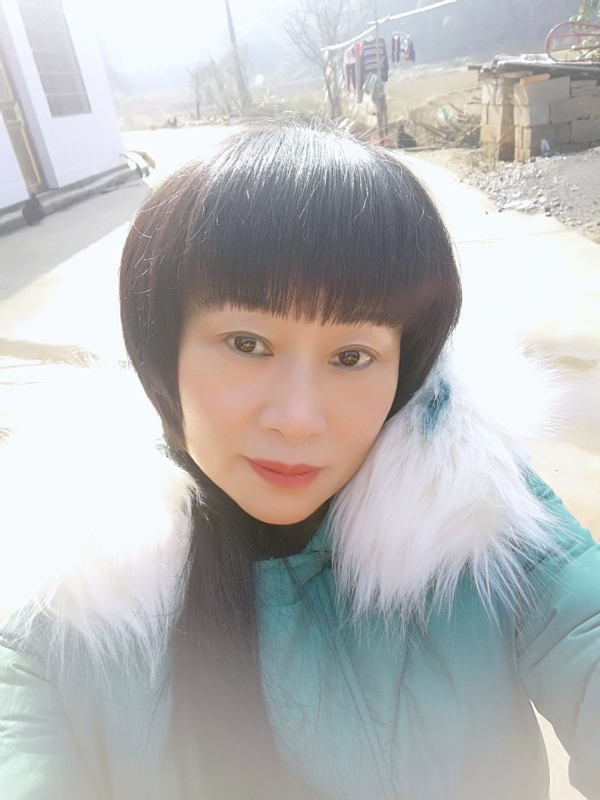 金鱼儿的第一张照片--石狮相亲网