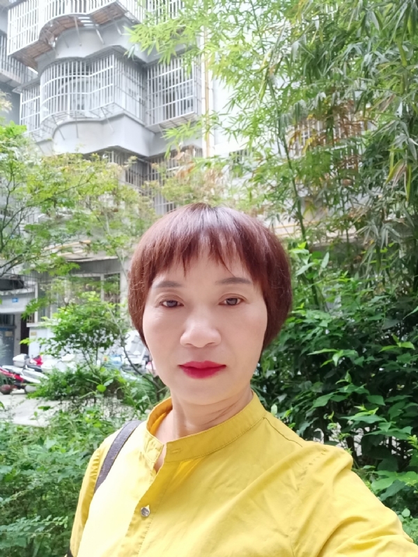 小瓶子的第二张照片--石狮相亲网