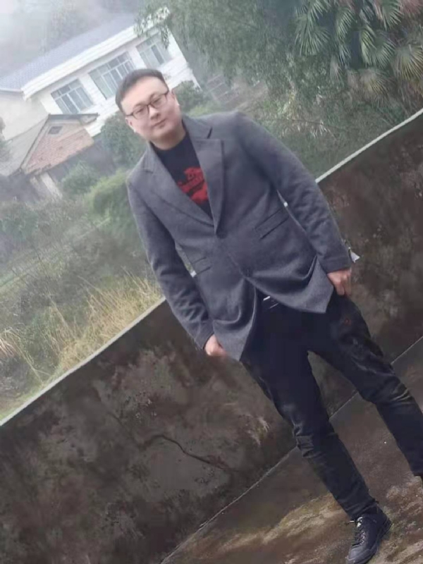冰城的第一张照片--石狮相亲网