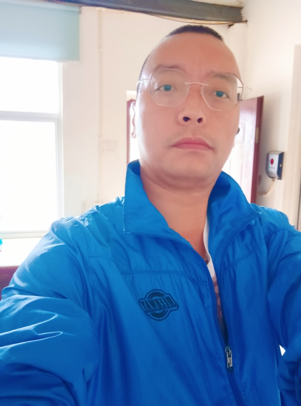 通海混混的第一张照片--石狮相亲网