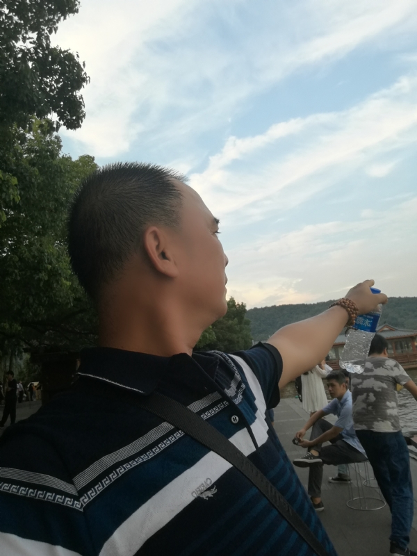 木子五的第四张照片--石狮相亲网