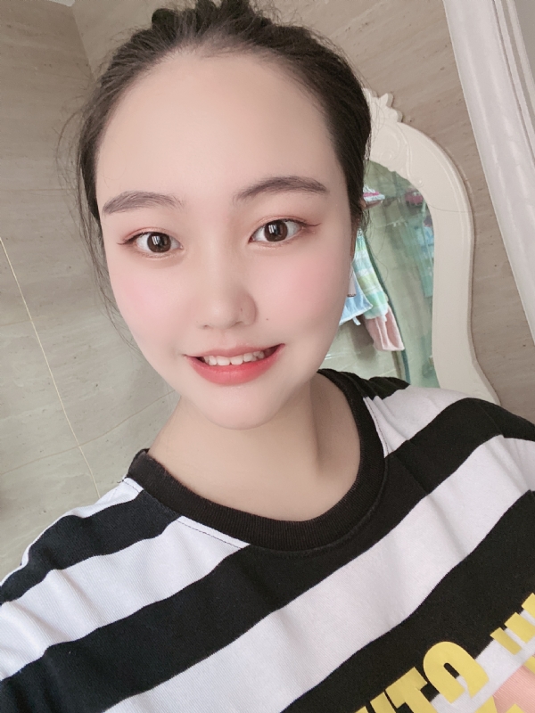 灵儿的第二张照片--石狮相亲网