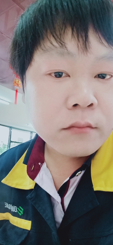 三哥哥的第一张照片--石狮相亲网