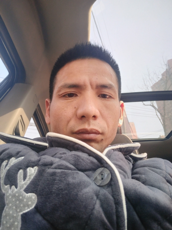 青春不长在的第一张照片--石狮相亲网