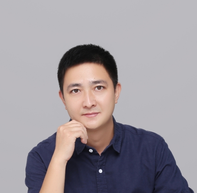 小丑的第一张照片--石狮相亲网