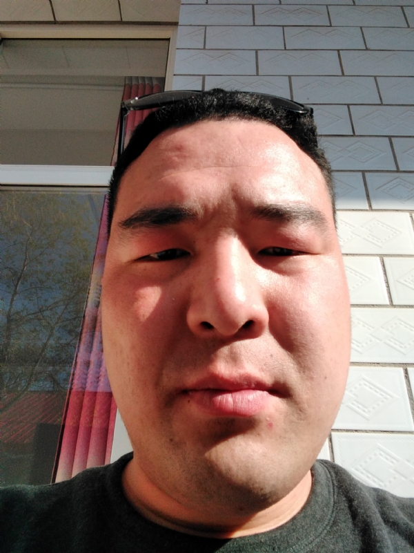 一羽垂天的第三张照片--石狮相亲网