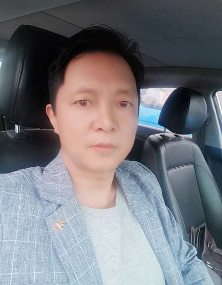 深蓝的第二张照片--石狮相亲网