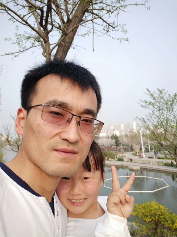 简单的幸福的第一张照片--石狮相亲网