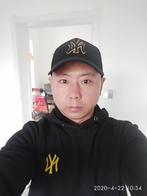 风起的第一张照片--石狮相亲网