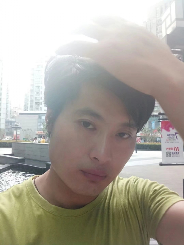 钢铁侠的第一张照片--石狮相亲网