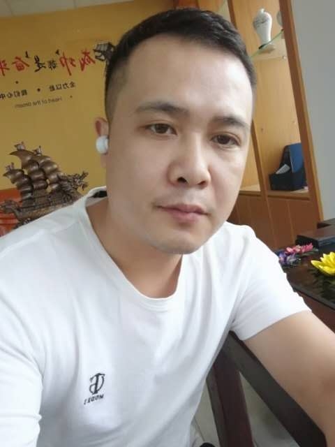 礼哥的第二张照片--石狮相亲网