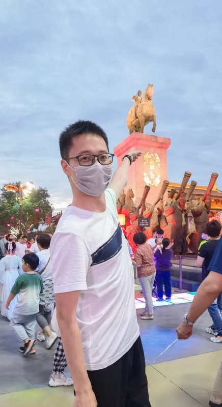 一休哥的第二张照片--石狮相亲网