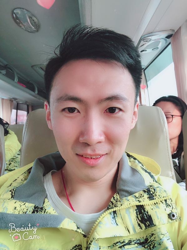 郭白白的第二张照片--石狮相亲网