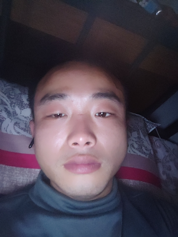 偏爱的第一张照片--石狮相亲网