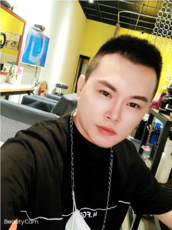 lucky的第一张照片--石狮相亲网