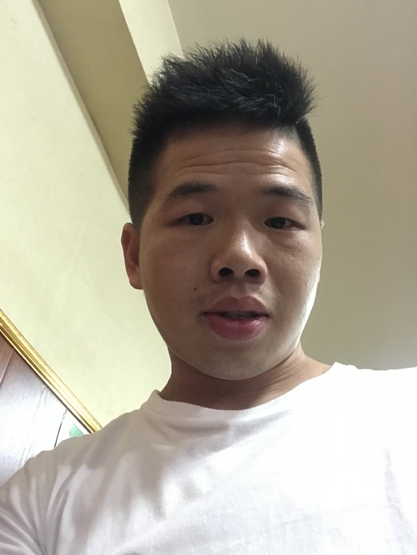 爱请简单点的第一张照片--石狮相亲网