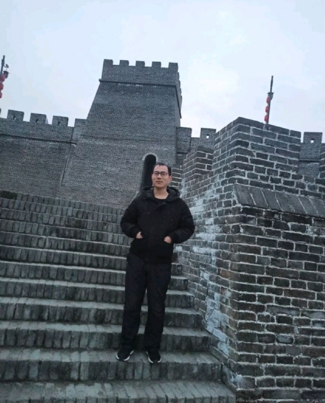 追日的第二张照片--石狮相亲网