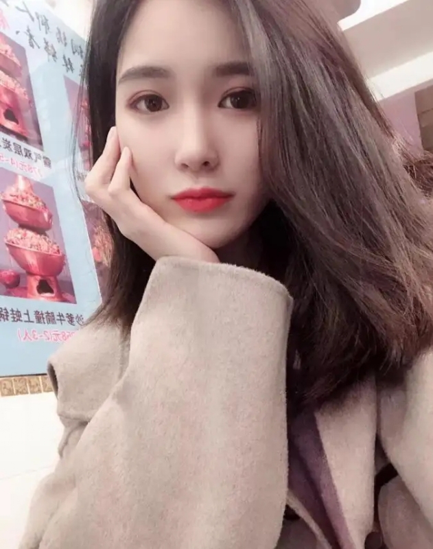 谢玲的第一张照片--石狮相亲网