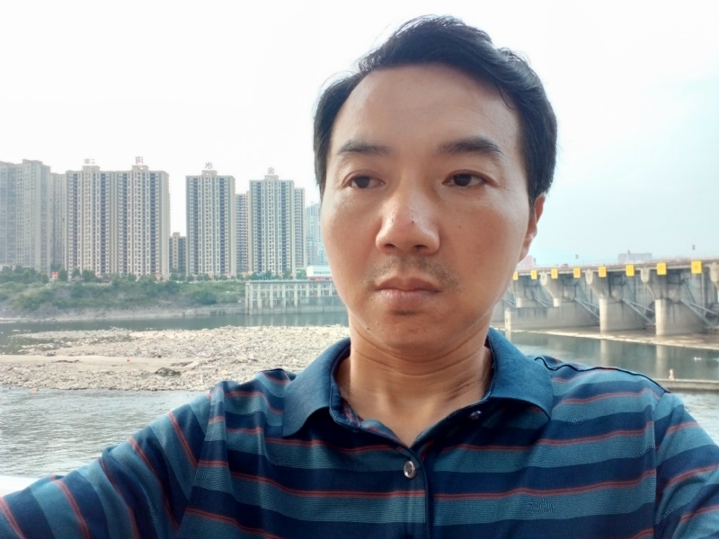yangguang的第一张照片--石狮相亲网