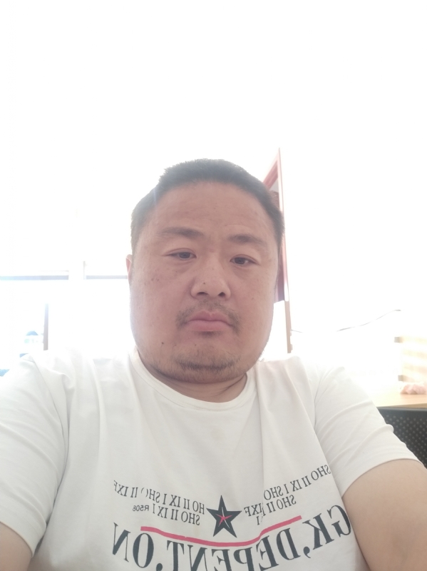 流星隐爱的第一张照片--石狮相亲网