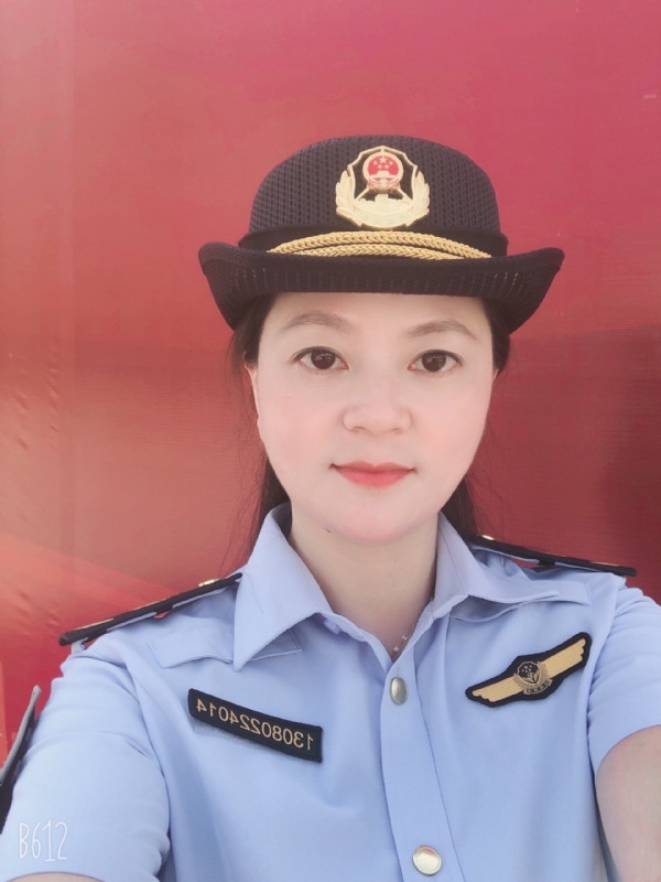 明明的第一张照片--石狮相亲网