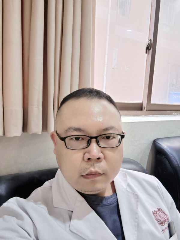 付强的第一张照片--石狮相亲网