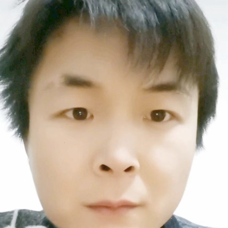 龙行天下的第二张照片--石狮相亲网