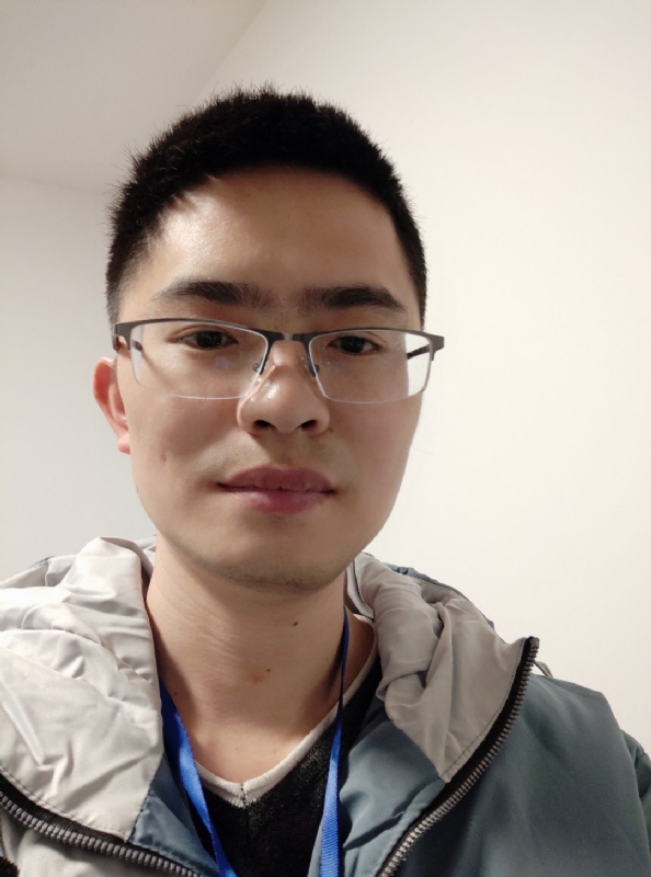 清风的第一张照片--石狮相亲网