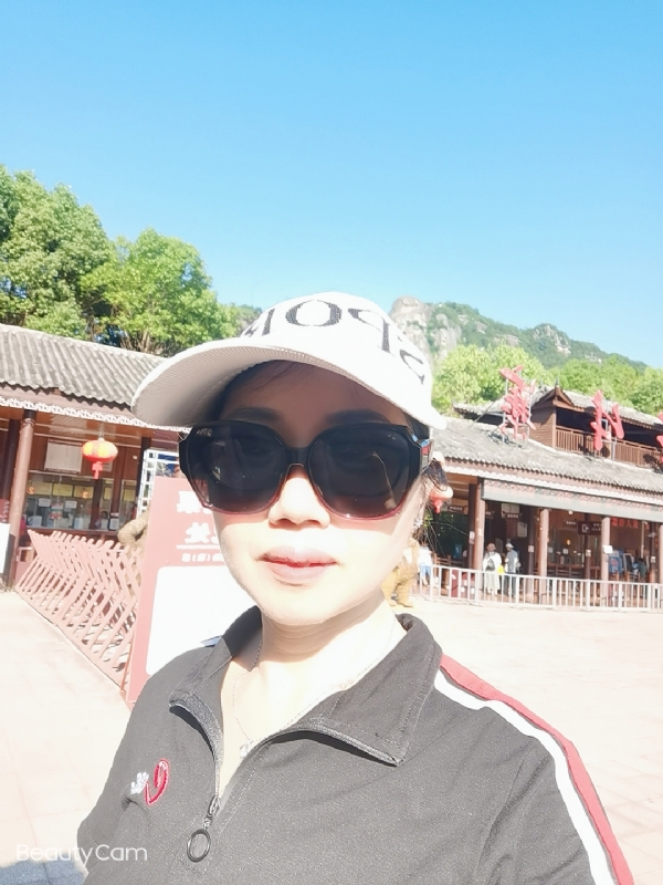 山百合的第一张照片--石狮相亲网